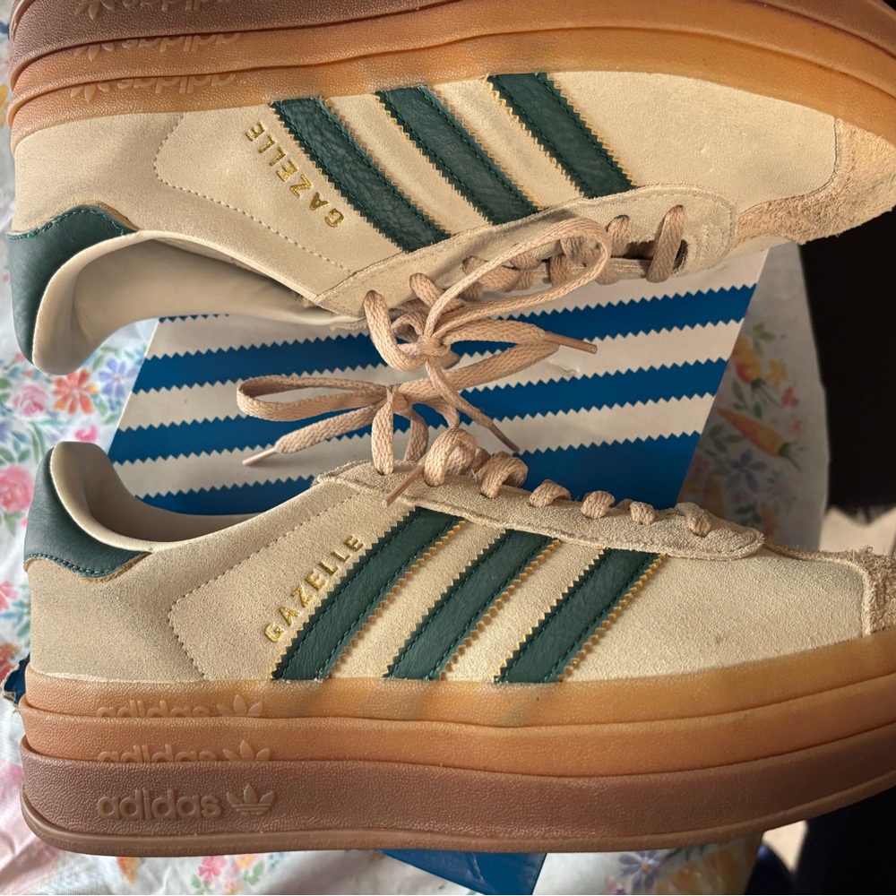adidas Gazelle Platform Sneakers in Cream and Green with Gum Sole - Picture 5 of 7
